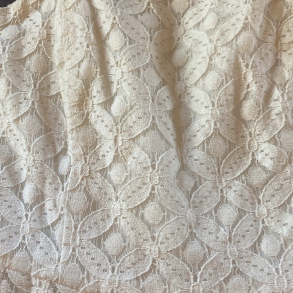 Lilly Pulitzer Caitlin White Lace Strapless Dress/ Size 2 - Picture 4 of 10